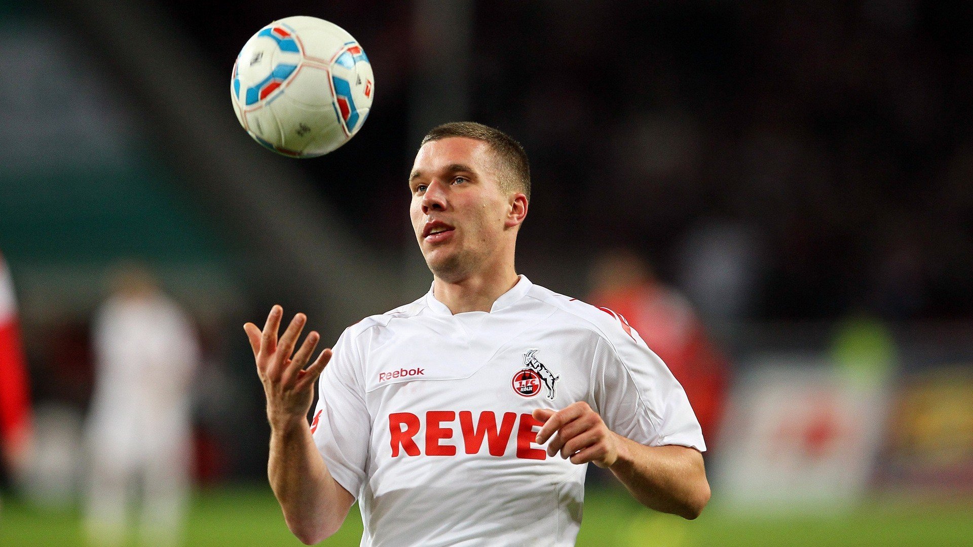 “英超最后冲刺，冠军悬念一触即发”，英超结局