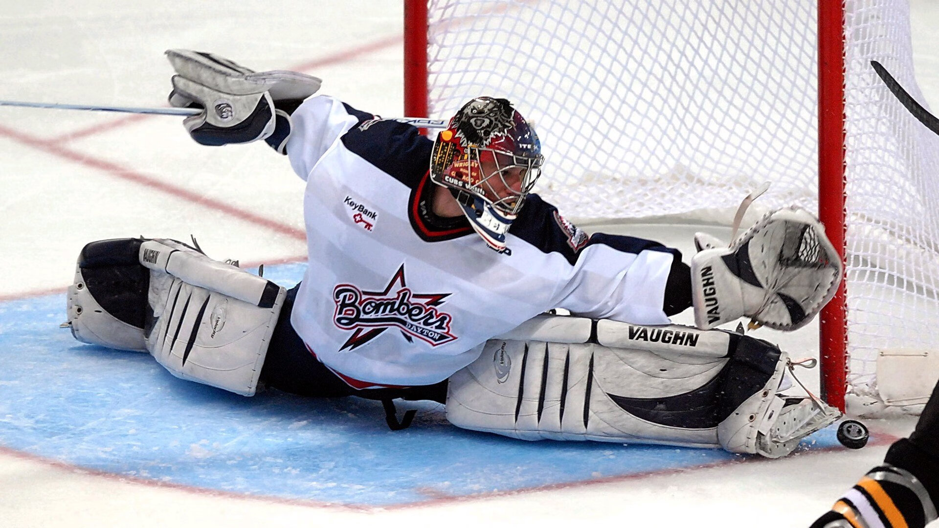 开云电竞服务-蒂贾内·萨卢恩在NBA夏季联赛中表现亮眼，萨内蒂巅峰期